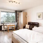 Flora Und Fauna - B306-b307 By Interhome