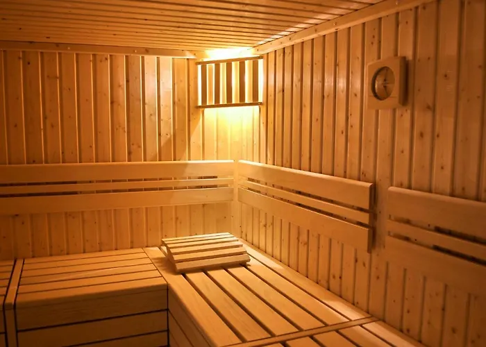 Flora Und Fauna - B306-b307 By Interhome