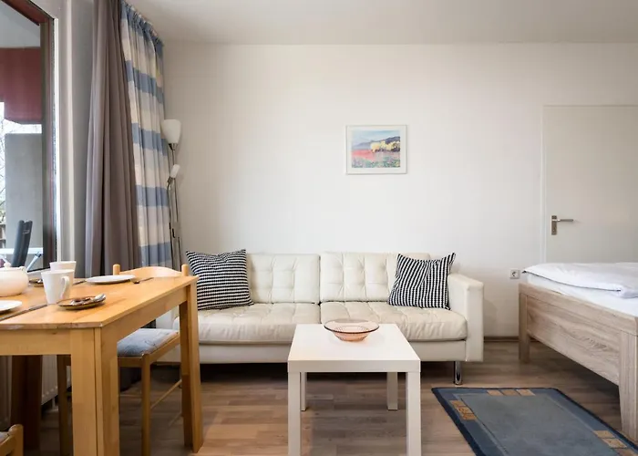 Flora Und Fauna - B306-b307 By Interhome * 兰施泰因