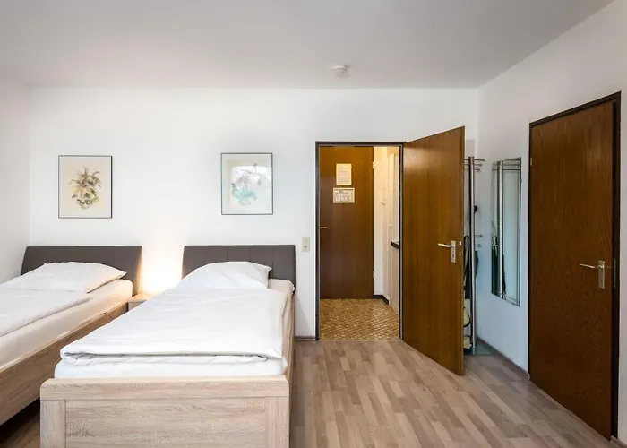 Flora Und Fauna - B306-b307 By Interhome