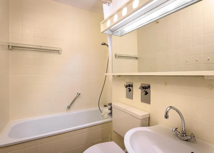 Flora Und Fauna - B306-b307 By Interhome * 兰施泰因