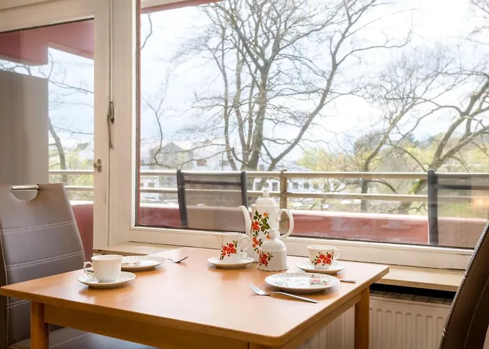 Flora Und Fauna - B306-b307 By Interhome 兰施泰因